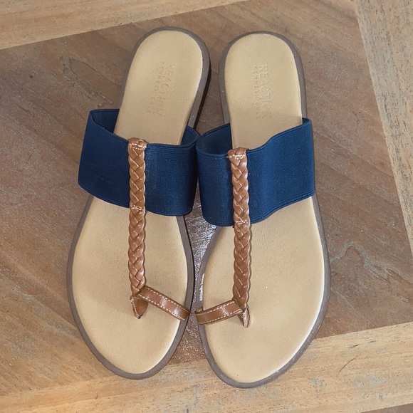 Kenneth Cole REACTION sandals! - Picture 2 of 4